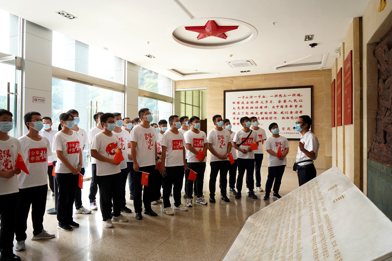 公司團(tuán)委開展“喜迎二十大、永遠(yuǎn)跟黨走、奮進(jìn)新征程”主題團(tuán)日活動(dòng)7